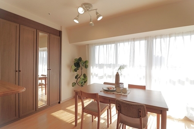 くずはタワーシティT棟【角部屋 3面バルコニー】