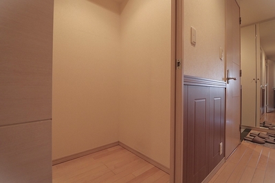 くずはタワーシティT棟【角部屋 3面バルコニー】