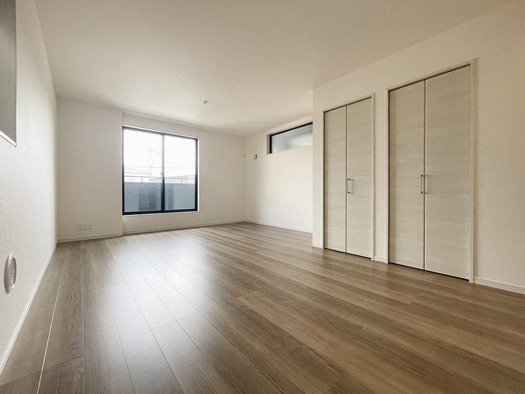 寝屋川市高柳4丁目　1号棟
