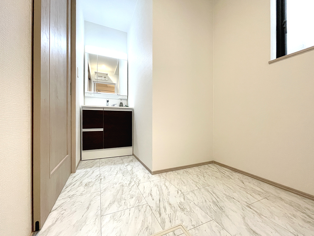 枚方市香里ヶ丘12丁目2725番