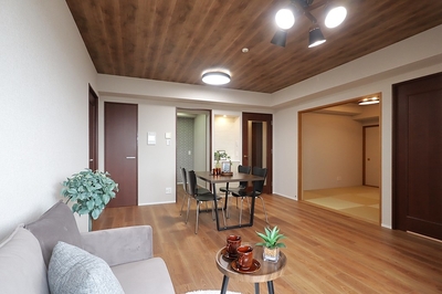 メロディーハイム香里ケ丘 ツインビューアルテアタワー