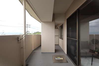 メロディーハイム香里ケ丘 ツインビューアルテアタワー