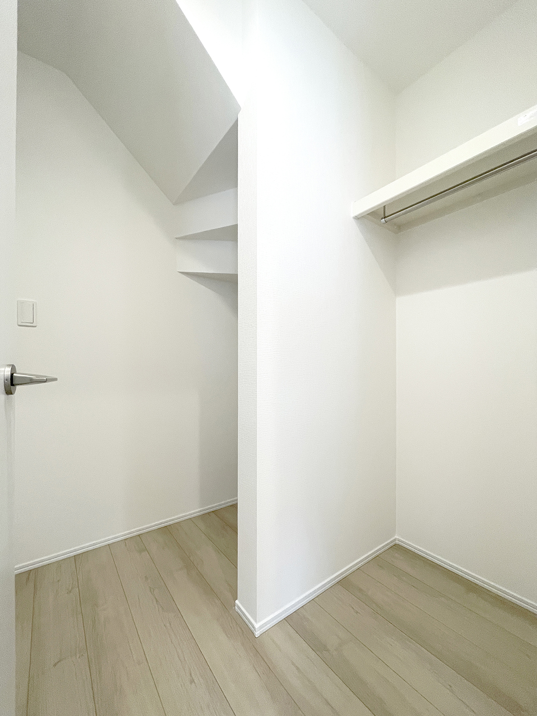 枚方市東香里3丁目 B棟