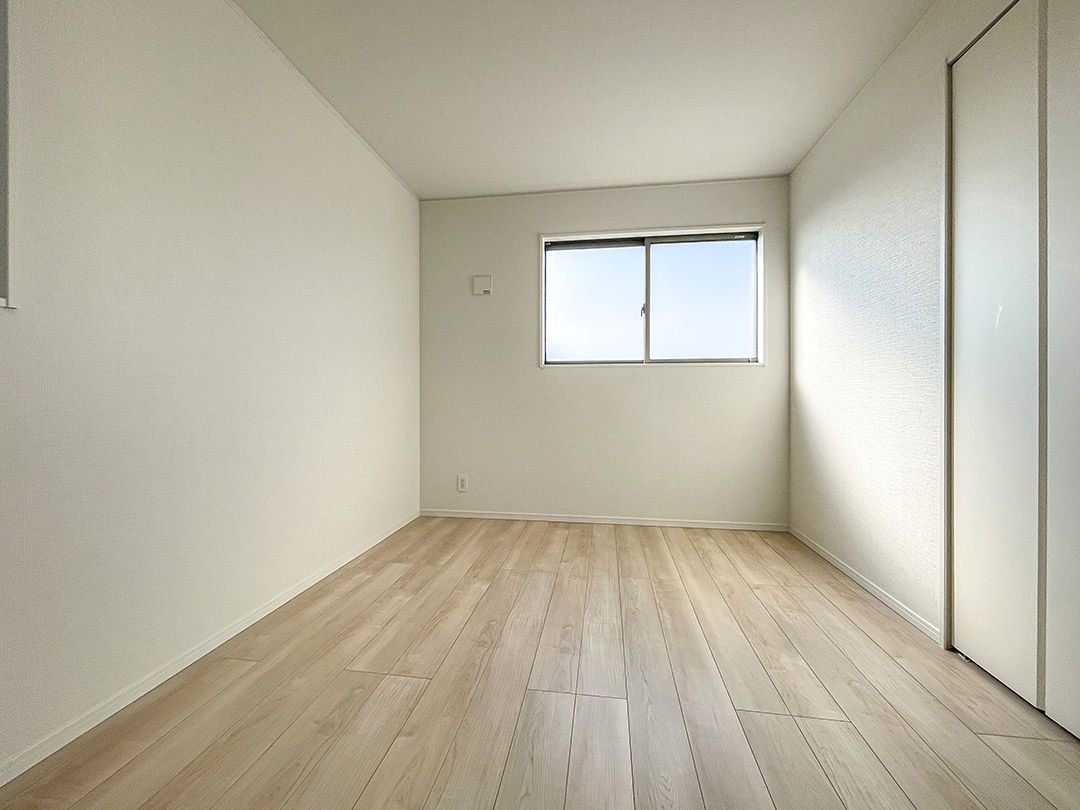 寝屋川市国松町　1号棟